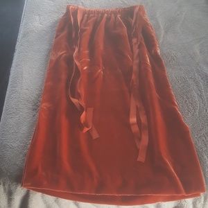 Velvet skirt
